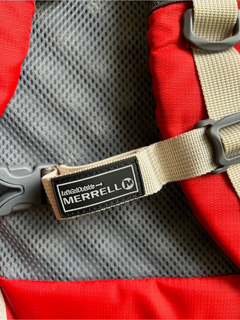 Merrell OAB13 Hiking Backpack 20L Bag Free Motion Tech